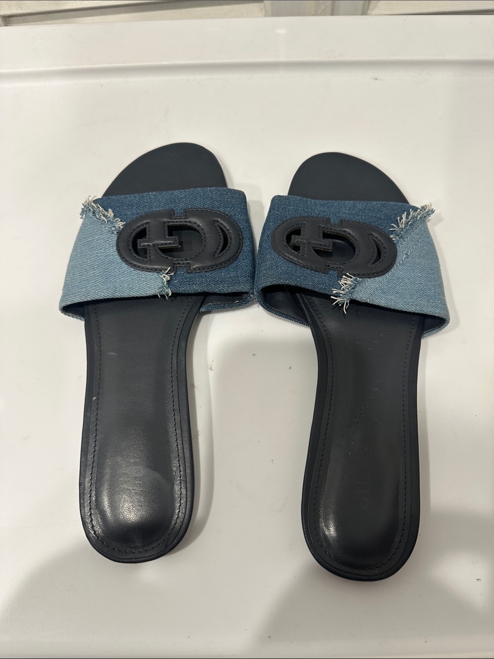 Guess Tashia logo cutout flat slide sandal denim blue size 8.5 classic
